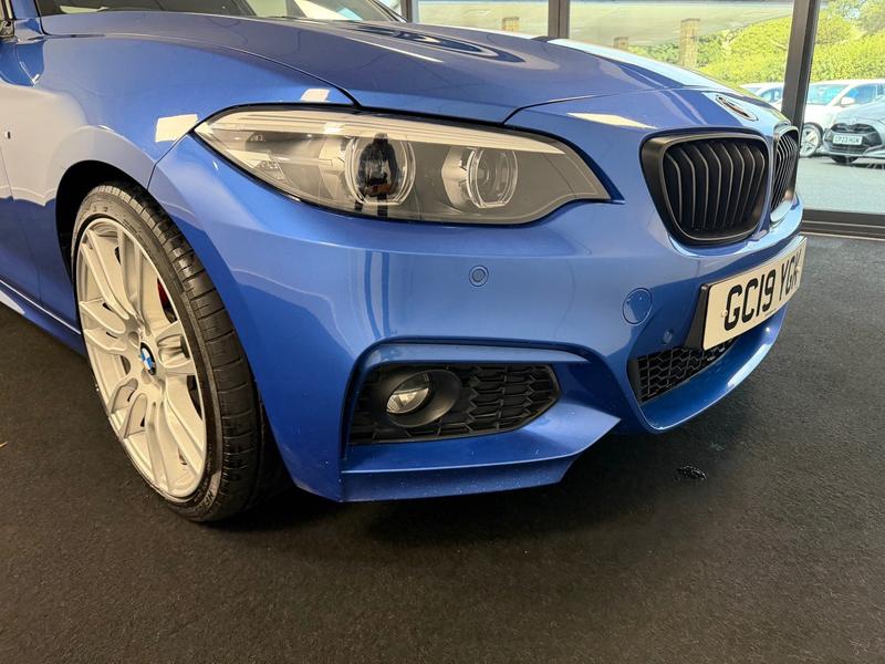 BMW 2 Series Photo abeda9d6-1508-4477-aa82-a96ed7323247.jpg