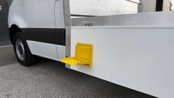 Mercedes-Benz Sprinter Photo 26
