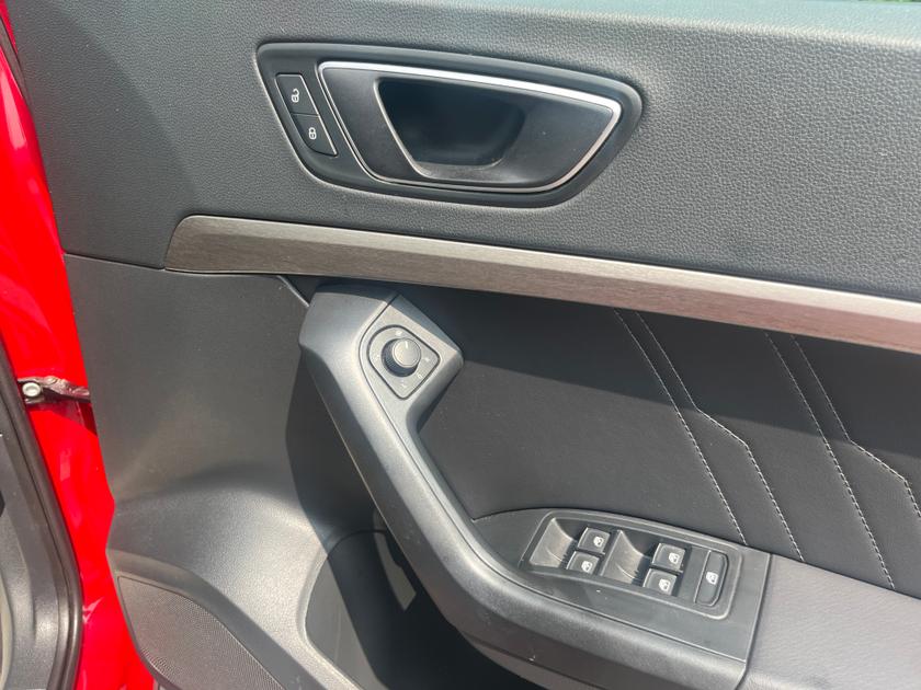 SEAT Ateca Photo abf99bbe-b3e3-4ab5-98f2-ee3446f41cb3.jpg
