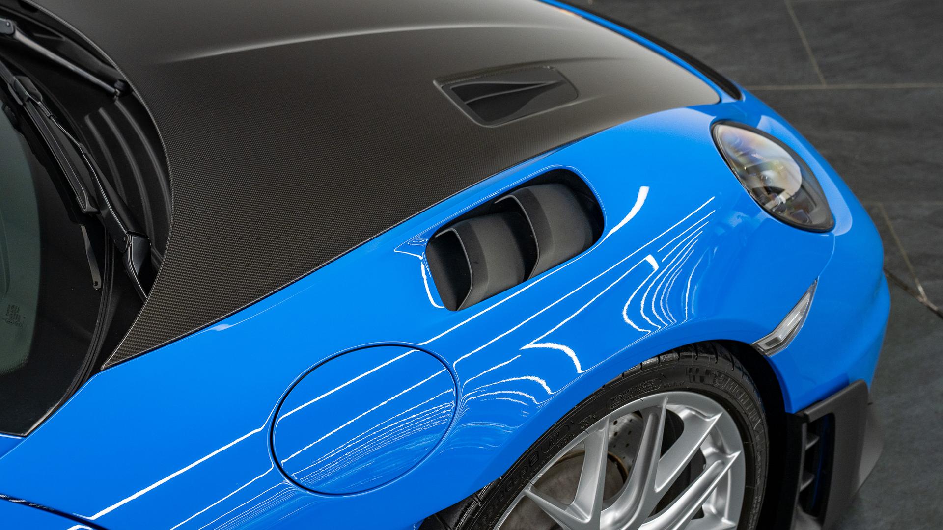 Porsche 718 Cayman Photo abfb042f-cc6c-4e9b-a470-0766a36681d3.jpg