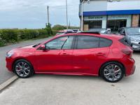 Ford Focus Photo 9