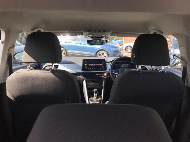 Volkswagen T-Roc Photo 42