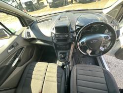 Ford Transit Connect Photo 8