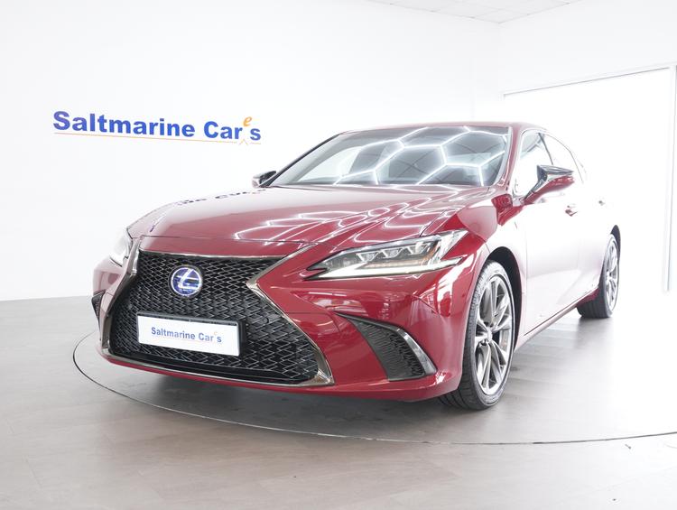 Used 2021 Lexus ES 2.5 300h F Sport Saloon 4dr Petrol Hybrid E-CVT Euro 6 (s/s) (218 ps) Red at #sitename#
