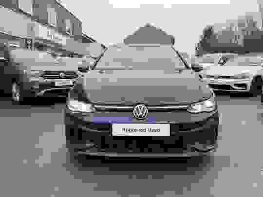 Volkswagen GOLF Photo ac738f62-5da4-4488-9c49-626e627f1664.jpg