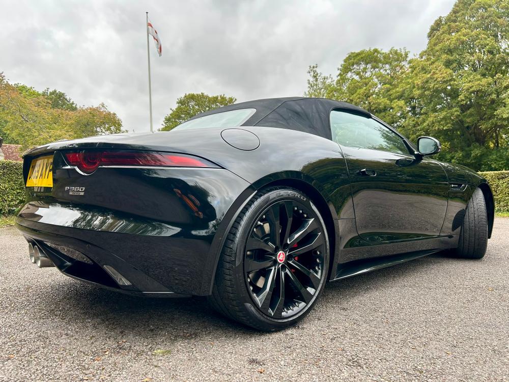 Used Jaguar F-Type OV69AYP 31