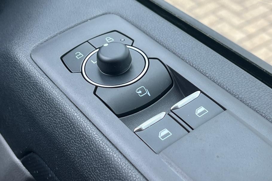 Used Ford TRANSIT CUSTOM CUSTOMDCIV03 22