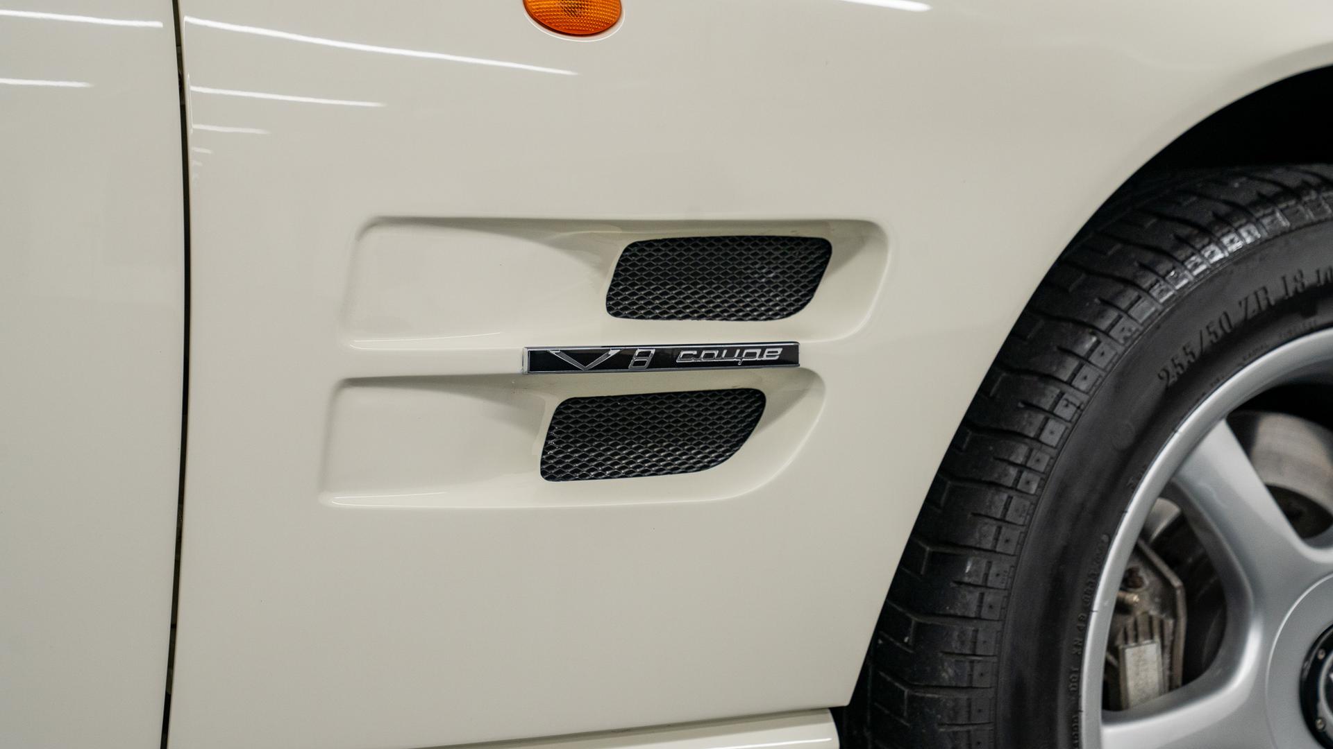 Aston Martin V8 Photo ac92ae04-bc39-4aa4-badb-47881a0810e3.jpg