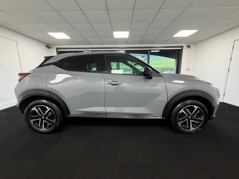 Nissan Juke Photo aca2315f-f5be-42f8-aae5-18b0d9a036b5.jpg