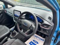 Ford Fiesta Photo 17