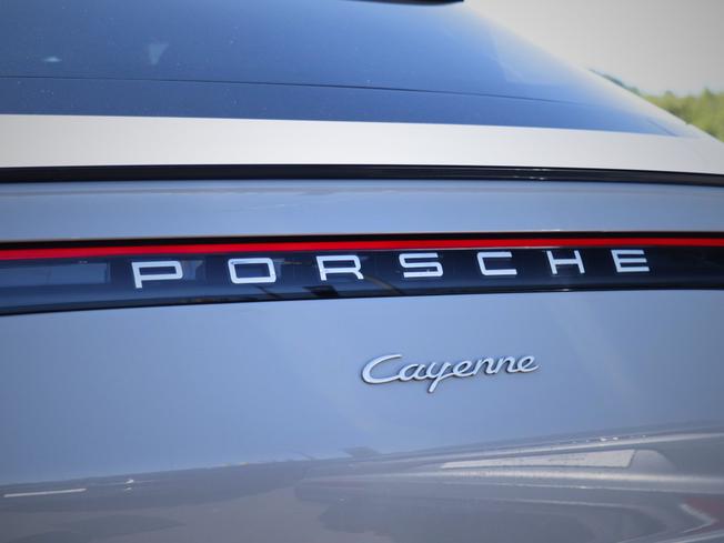 PORSCHE Cayenne Photo 8