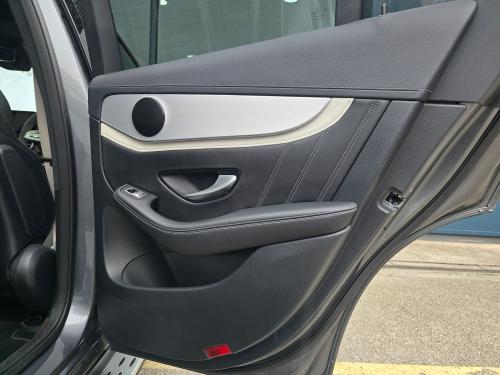 Mercedes-Benz GLC Photo acc5b4da-5a95-4da6-bfe1-52129a64bf3a.jpg