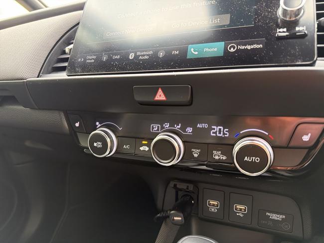 Honda Jazz Photo acd79736-65e0-41b8-bf6f-058e2baf4713.jpg