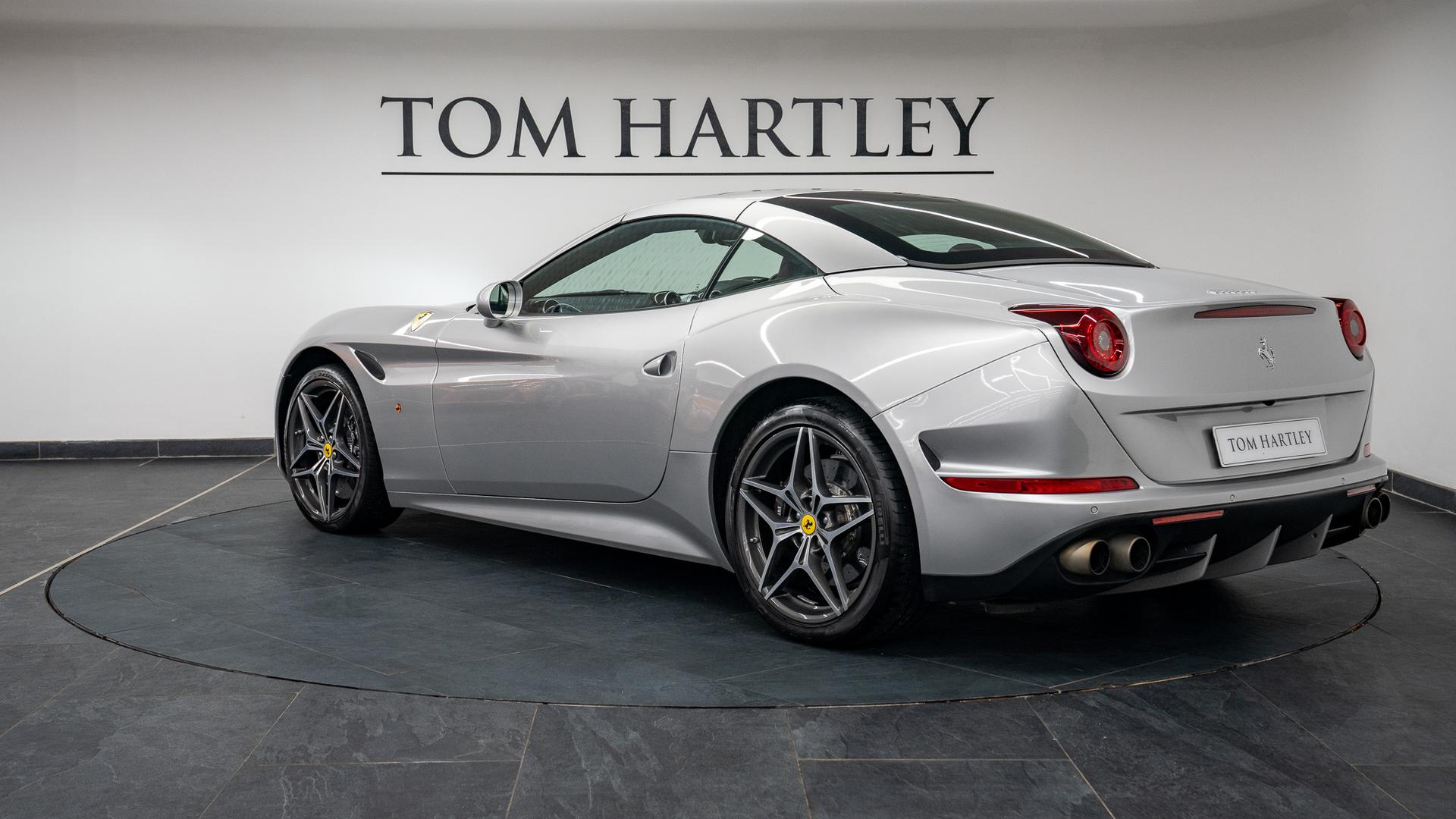 Ferrari California Photo acd9e35e-2c8c-4ec6-b27d-d69c08dd2e61.jpg