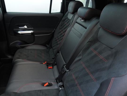Mercedes-Benz GLB Photo ace8fe4e-b01c-41ea-bc84-d1298c17f216.jpg