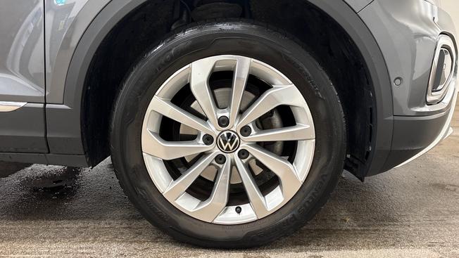 Volkswagen T-Roc Photo 5