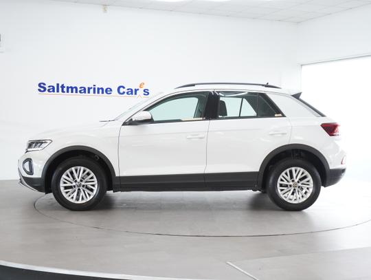 Volkswagen T-Roc Photo ad026384-d1bc-4ffb-a781-95a20e191159.jpg