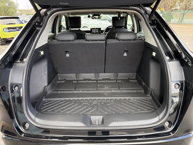 Honda HR-V Photo ad0c50ec-5cea-457a-b365-9076c4d6e002.jpg