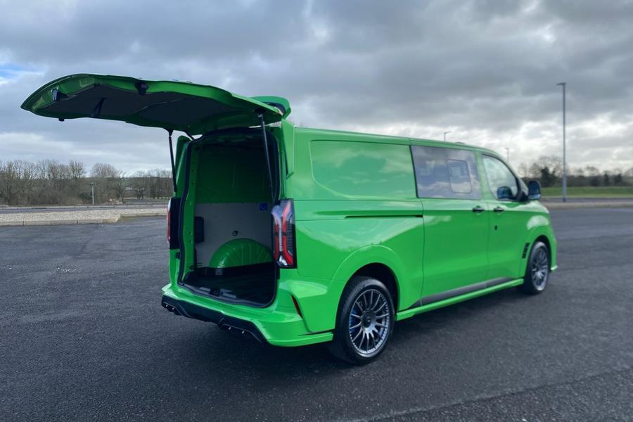 Ford TRANSIT CUSTOM Photo ad1dc0be-a7aa-48d4-afbc-e18e3311c327.jpg