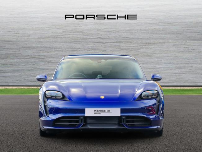 PORSCHE Taycan Photo 6