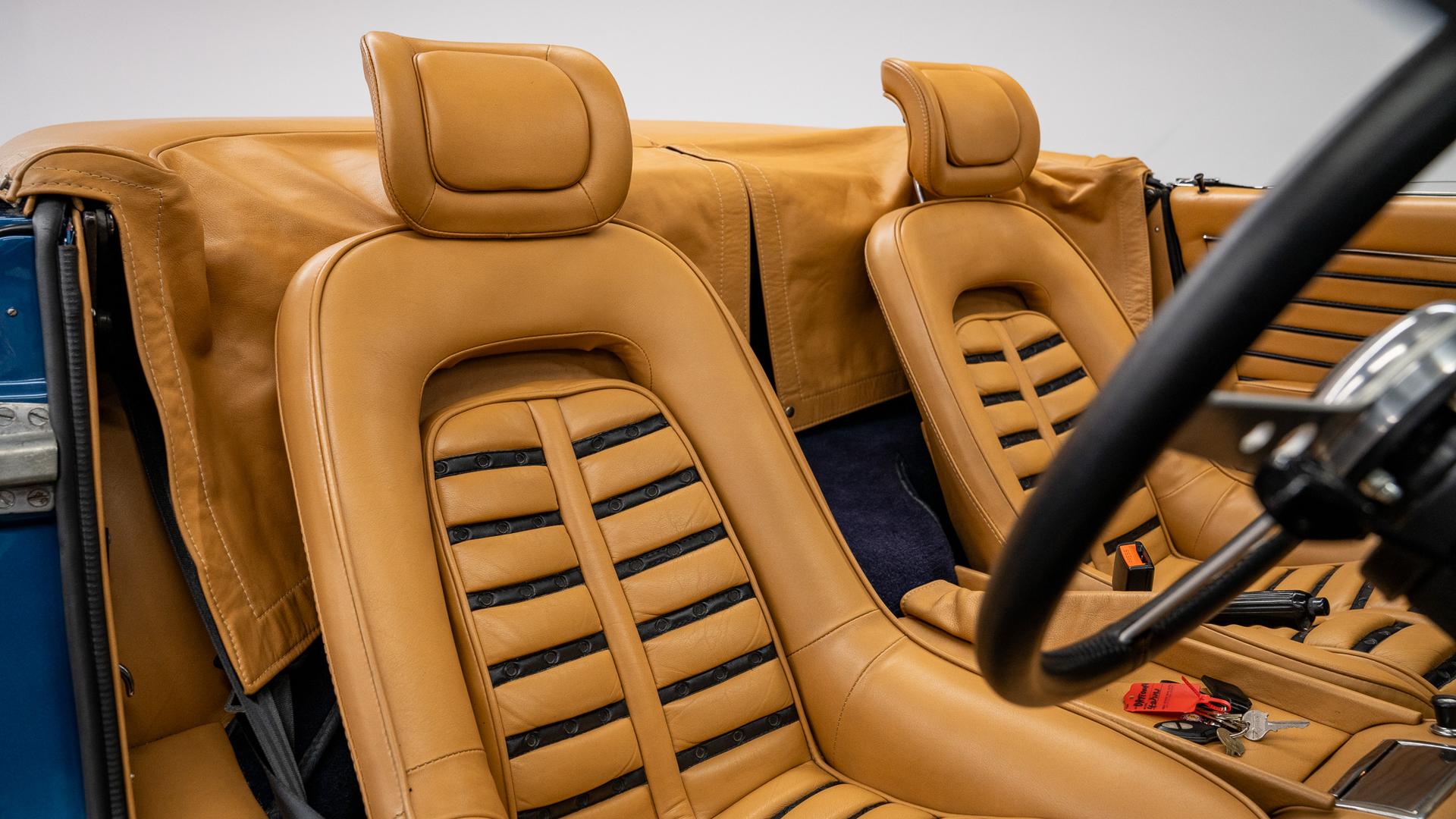 Ferrari 365 GTB/4 Daytona Photo ad2ebaea-fb10-41f0-8903-6e1de3f89aa4.jpg