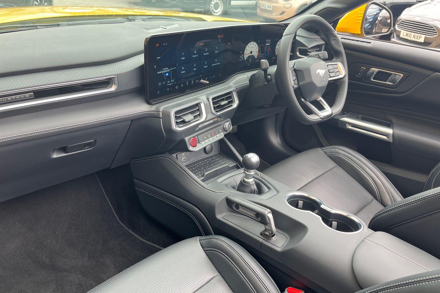 Ford MUSTANG Photo 17