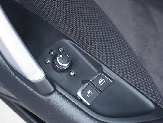 Audi TT Photo ad4d0ae3-7cbe-42ee-8b9a-b914c35735ed.jpg