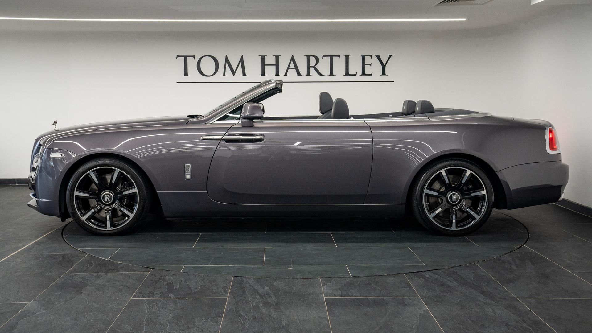 Rolls-Royce Dawn Photo ad5e20de-78cf-4658-a4cc-fa13779d7fe4.jpg