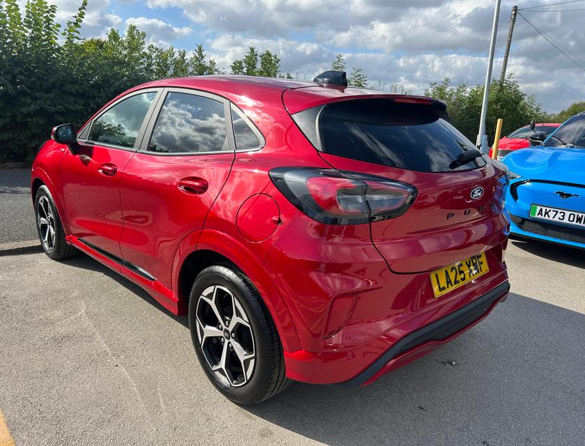Ford Puma Photo ad6bf08c-ab0a-43e1-a884-80d8937ab9d0.jpg