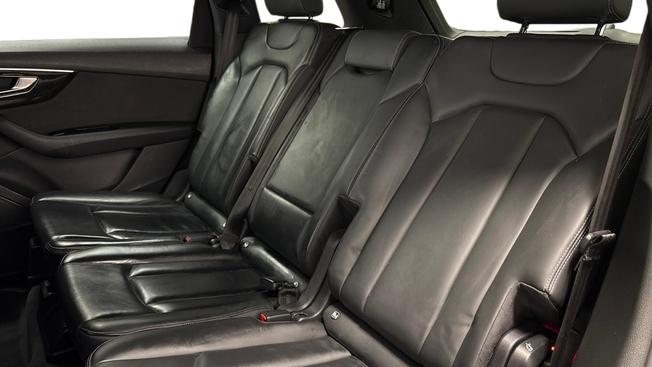 Audi Q7 Photo 7