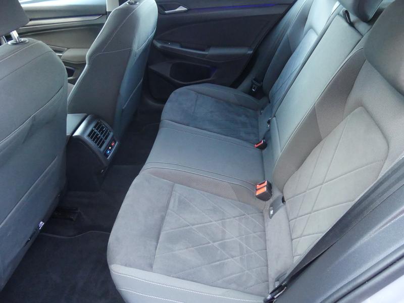 Volkswagen Golf Photo ad7bcb89-1a8b-453e-a5ac-3908ca87a275.jpg