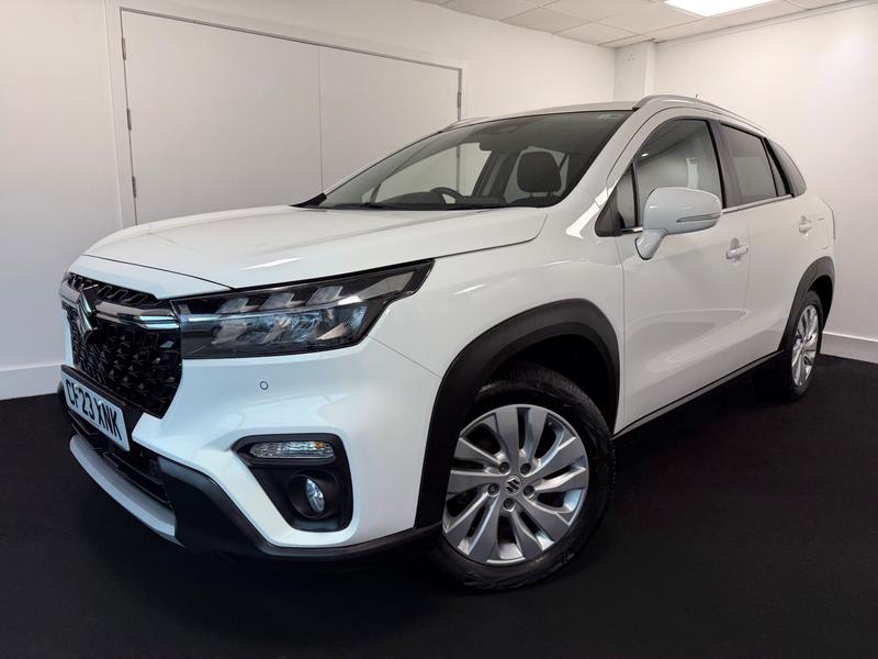 Suzuki S-Cross Photo ada769df-233b-40d8-b269-d457121d3d7b.jpg