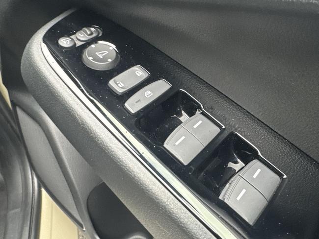 Honda HR-V Photo ada833e4-c406-434c-917e-a3fccd29e8f8.jpg