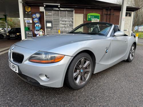 2005 Z4 2.0 SE CONVERTIBLE ULEZ FREE HISTORY POWERROOF LEATHER PETROL 108,000 MILES MANUAL... photo