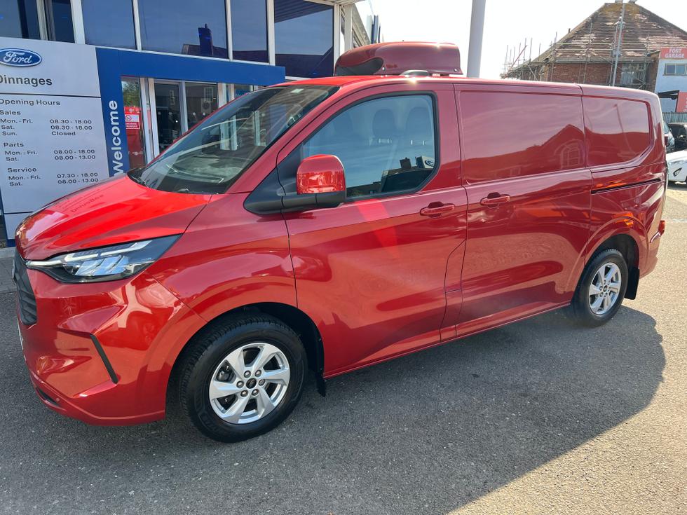 Ford Transit Custom Photo add59cbd-f8e4-4f15-bda1-c605ee3d83c1.jpeg
