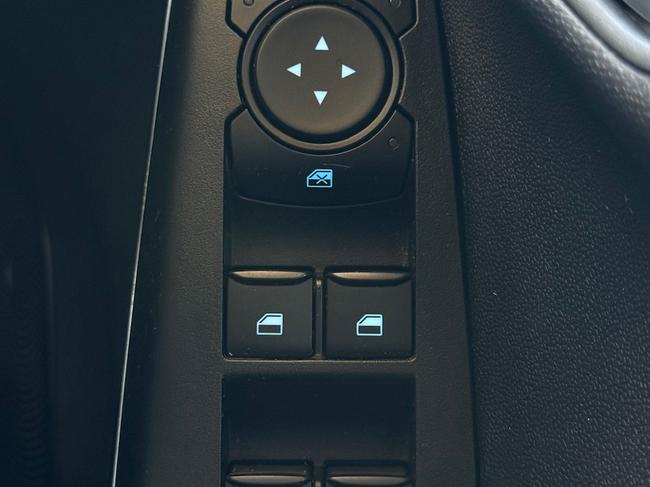 Ford Fiesta Photo adddebff-52f8-46f2-a3a6-039e26b1f639.jpeg