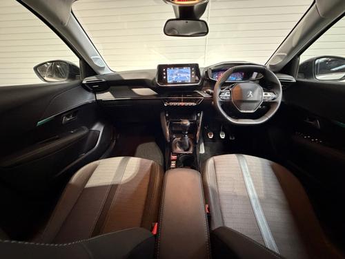 Peugeot 208 Photo adf338b0-e7bd-43a0-8e46-ea4729b110f8.jpeg