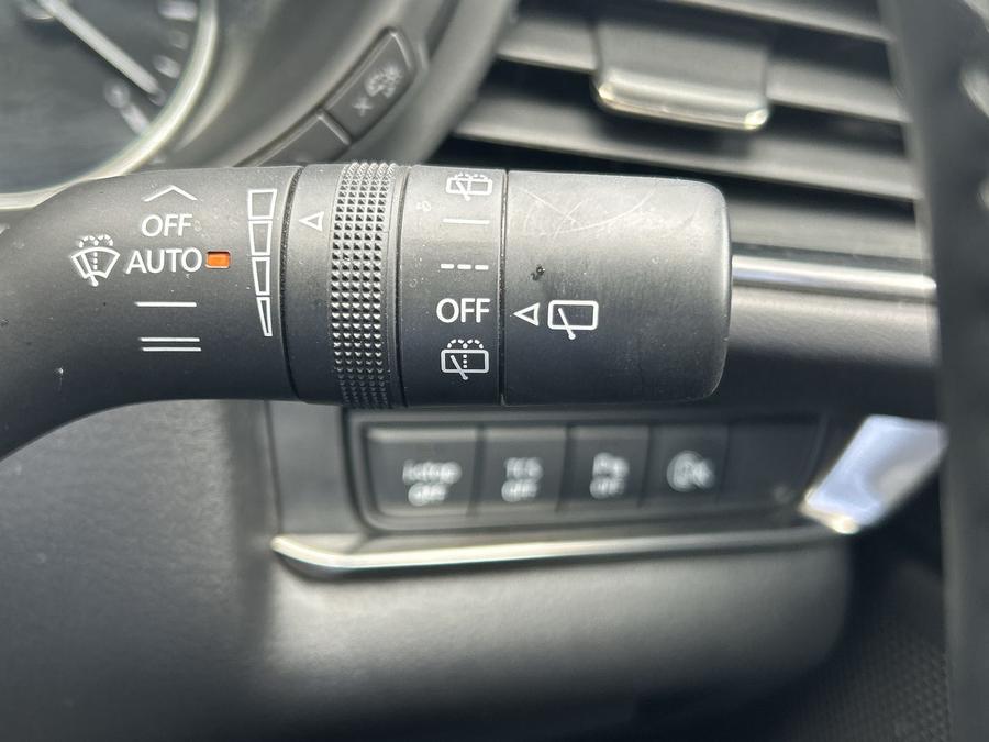 Mazda CX-30 Photo ae081538-d4dc-4abf-9c23-5bd80720c9df.jpg