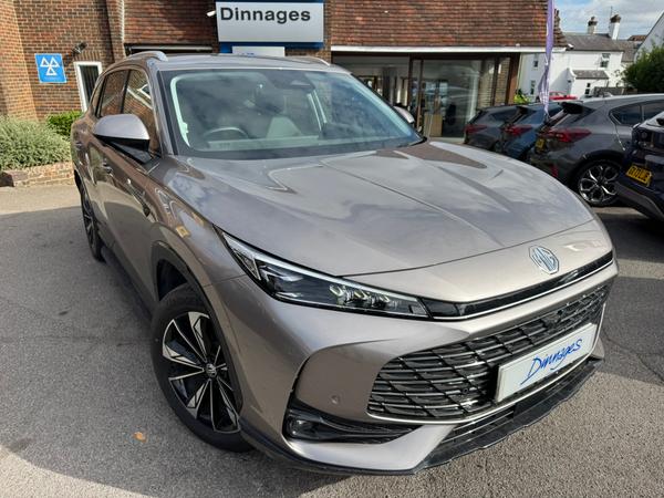 Used 2025 MG MG HS 1.5 T-GDI 24.7kWh Trophy SUV 5dr Petrol Plug-in Hybrid Auto Euro 6 (s/s) (299 ps) at Dinnages