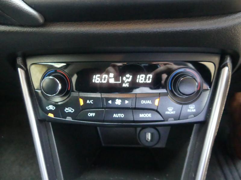 Suzuki S-Cross Photo ae1340ea-715a-42b9-b8e5-0ad1a80152a0.jpg