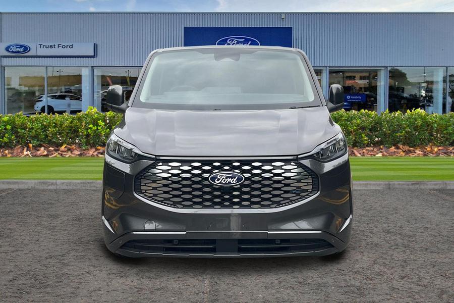 Ford E-TRANSIT CUSTOM Photo ae1598ce-b882-44be-b004-a76a674d3b24.jpg