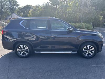 SsangYong Rexton Photo 3