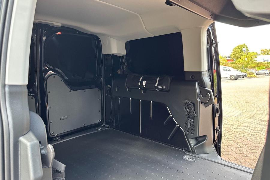 Ford TRANSIT CONNECT Photo ae24b096-0e32-4c55-a05f-8a3bbe71f171.jpg