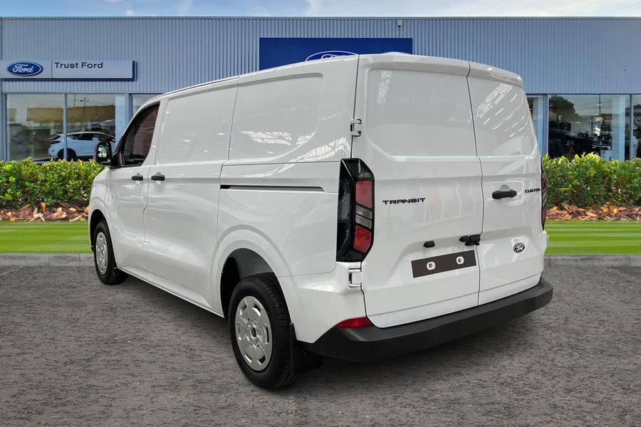 Ford TRANSIT CUSTOM Photo ae399676-eebc-4305-bb66-ba60d1a4d556.jpg