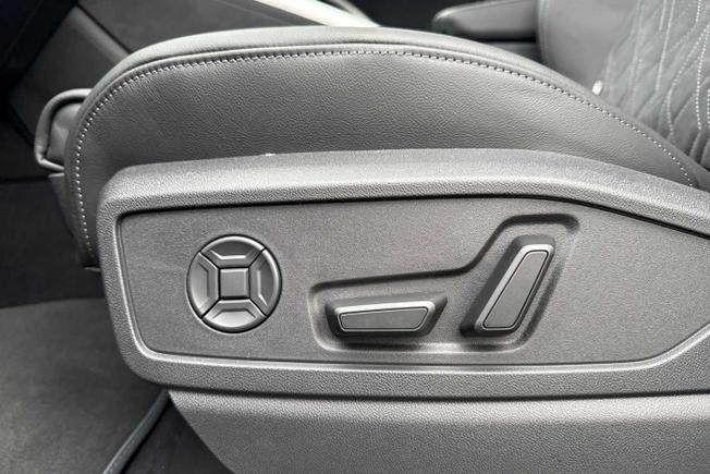 AUDI Q5 Photo 28