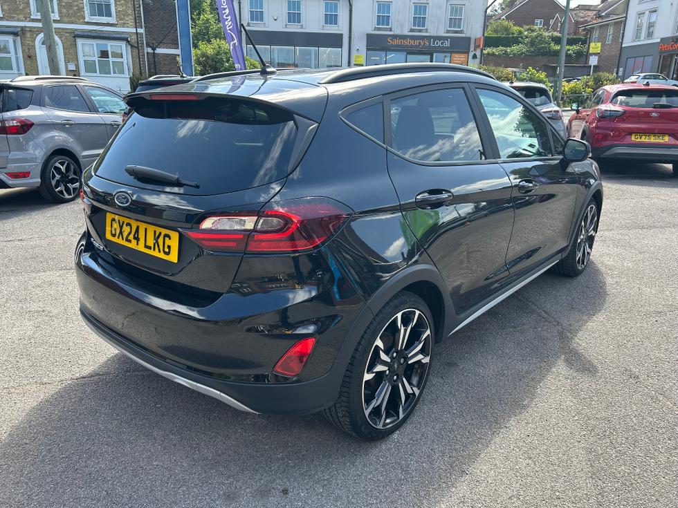 Ford Fiesta Photo ae4c325b-4b94-4b32-820e-2159eaf3c45f.jpeg
