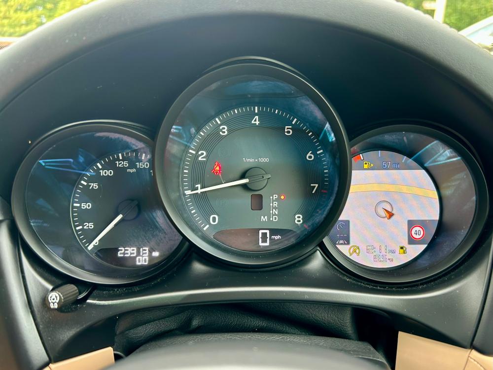 Used Porsche Macan YJ72ASM 45