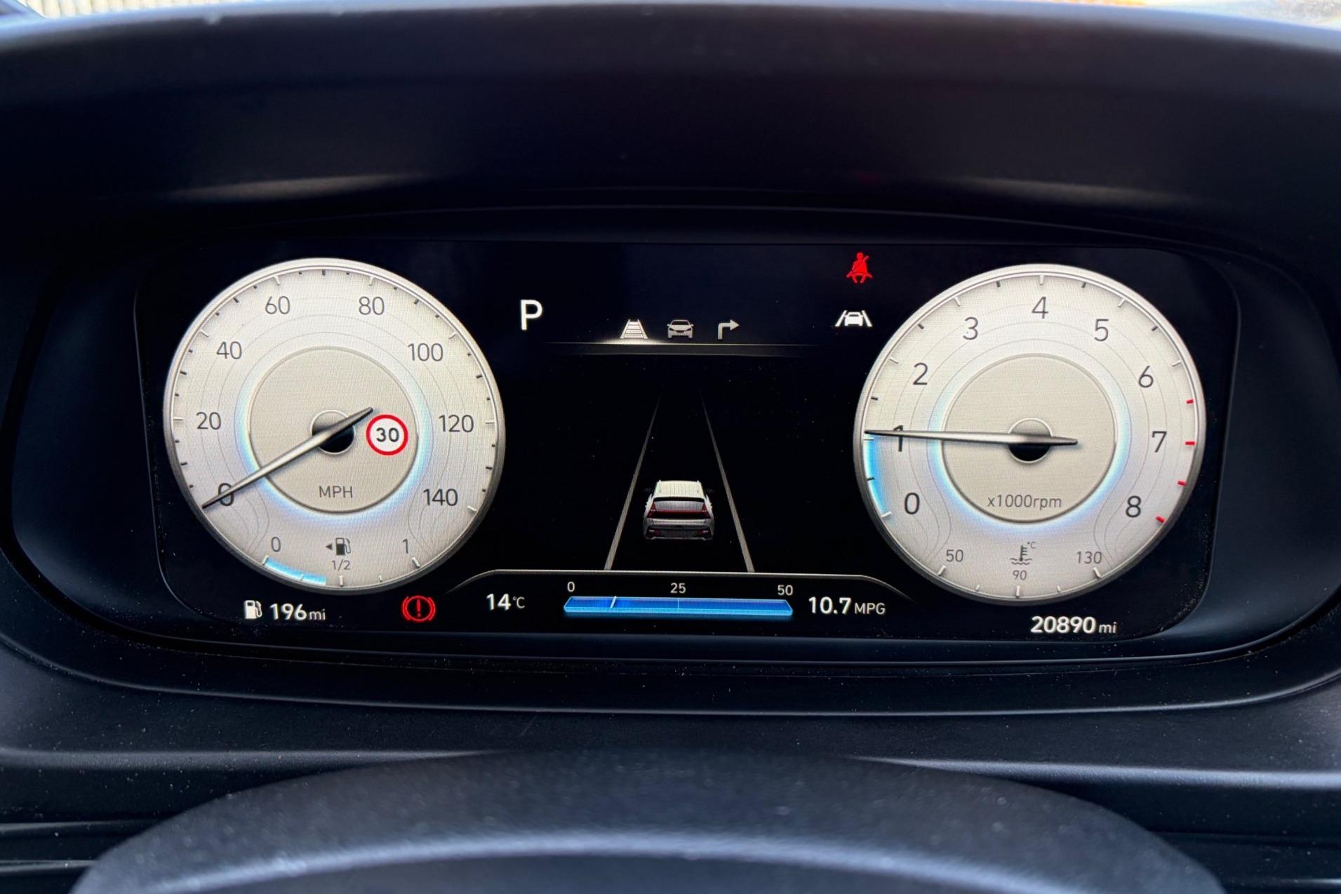 Hyundai BAYON Photo 12