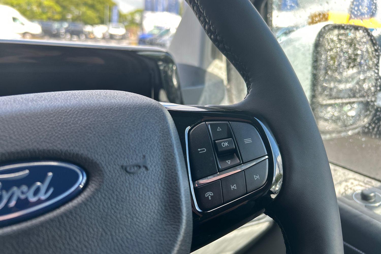 Ford TRANSIT CUSTOM Photo 30