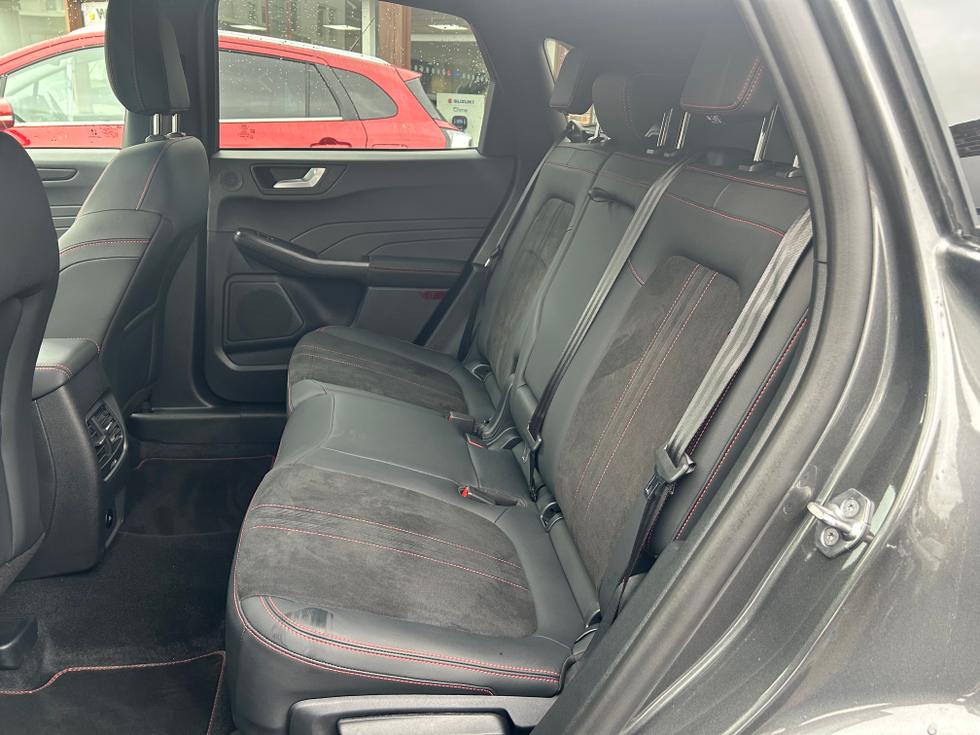 Ford Kuga Photo ae7fece0-731f-4284-a3e3-a004106f329f.jpeg